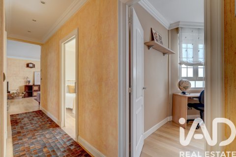 Продажа квартиры в Бильбао, Вискайя, Испания 3 спальни, 99.92м2 №188103 - фото 10