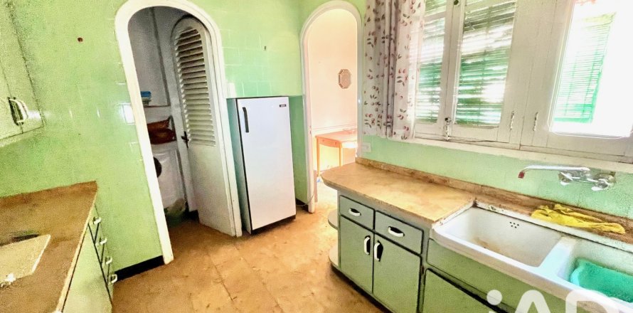 Таунхаус в Алкала де Сиверт, Кастельон, Испания 4 спальни, 508м2 №188105