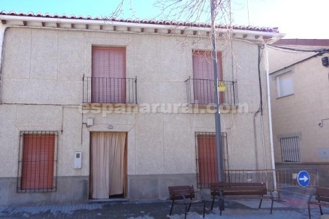 House in Caniles, Granada, Spain 4 bedrooms, 250 sq.m. No. 184018