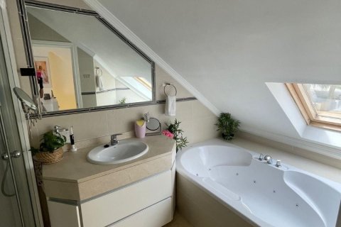 Duplex in vendita a Mijas, Malaga, Spagna 4 camere da letto, 300 mq. N° 195650 - foto 16