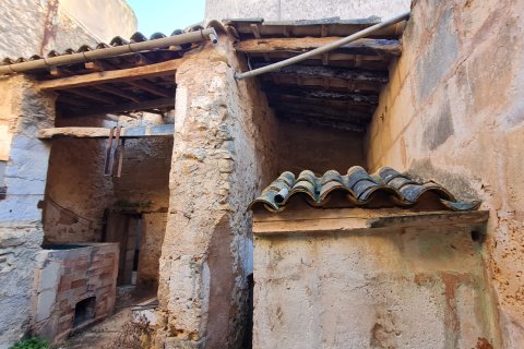 Townhouse for sale in Porreres, Mallorca, Spain 1022 sq.m. No. 148821 - photo 12