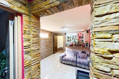 House for sale in Ciudad Quesada, Alicante, Spain 5 bedrooms, 300 sq.m. No. 181275 - photo 12