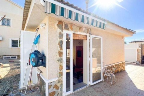 House for sale in Ciudad Quesada, Alicante, Spain 5 bedrooms, 300 sq.m. No. 181275 - photo 14