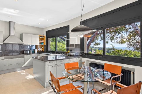 Villa zum Verkauf in Cabrils, Barcelona, Spanien 4 Schlafzimmer, 292 m2 Nr. 192665 - Foto 10
