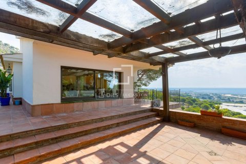 Villa zum Verkauf in Cabrils, Barcelona, Spanien 4 Schlafzimmer, 292 m2 Nr. 192665 - Foto 4