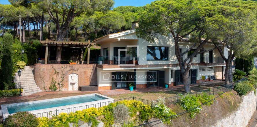 Villa in Cabrils, Barcelona, Spanien 4 Schlafzimmer, 292 m2 Nr. 192665