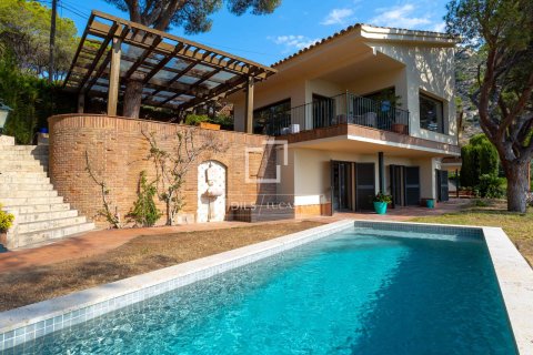 Villa zum Verkauf in Cabrils, Barcelona, Spanien 4 Schlafzimmer, 292 m2 Nr. 192665 - Foto 5
