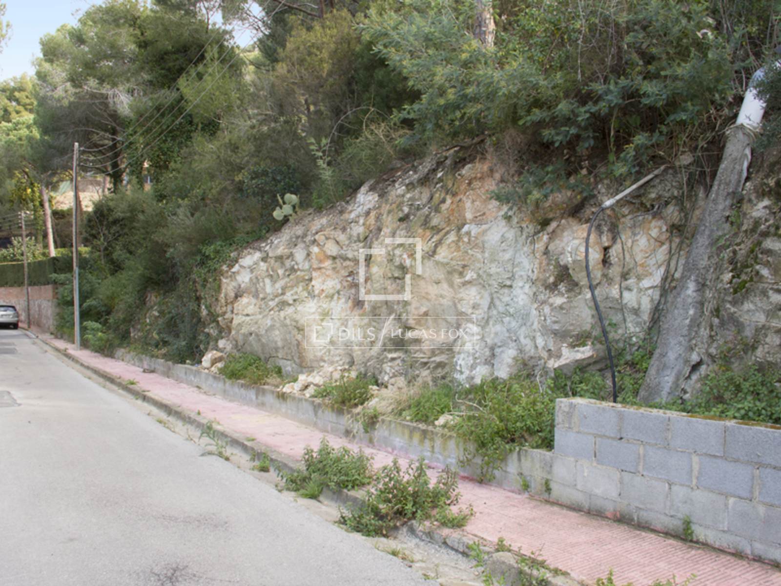 Tontti Cabrils, Barcelona, Espanja 788 m2 No. 192662