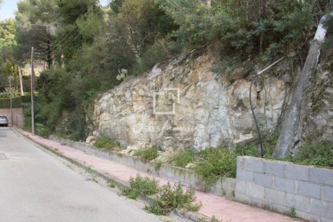 Tontti myytävänä Cabrils, Barcelona, Espanja , 788 m2 No. 192662 - kuva 2