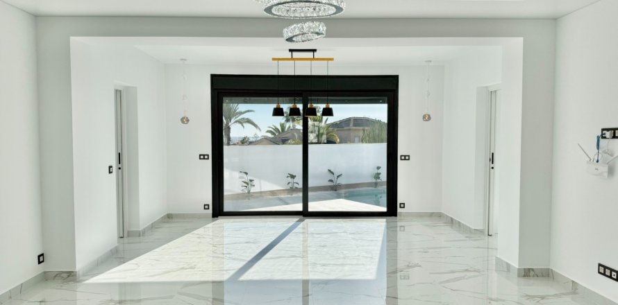 Willa w Ciudad Quesada, Alicante, Hiszpania 4 sypialnie, 205 mkw. nr 146324