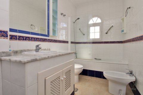 Kamienica w Villamartin, Alicante, Hiszpania 2 sypialnie, 74 mkw. nr 146328 – zdjęcie 23