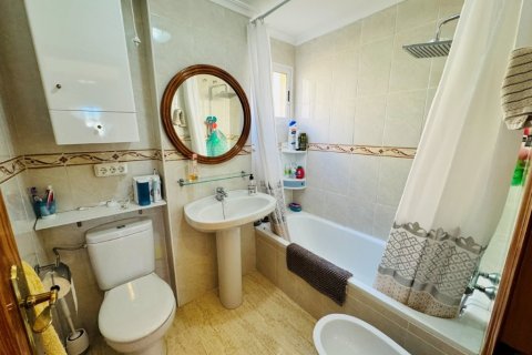 Huoneisto myytävänä La Mata, Alicante, Espanja, 2 makuuhuonetta, 70 m2 No. 155328 - kuva 12