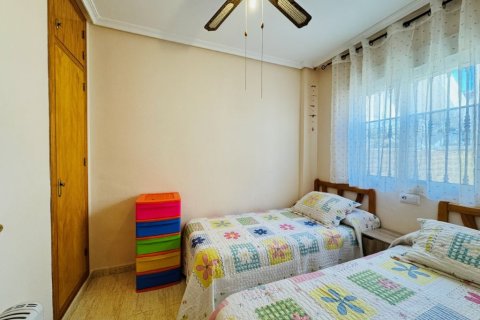 Huoneisto myytävänä La Mata, Alicante, Espanja, 2 makuuhuonetta, 70 m2 No. 155328 - kuva 15