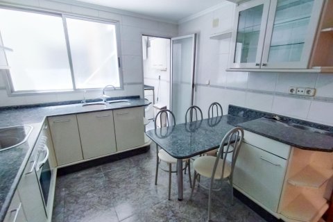 Appartamento in vendita Valencia, Spagna 4 camere da letto, 118 mq. N° 133428 - foto 8