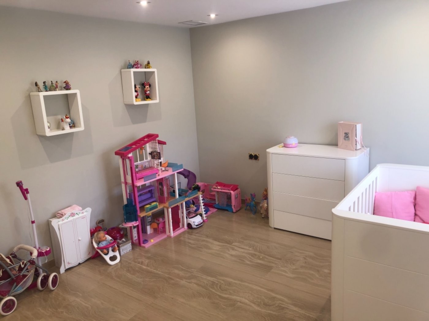 Duplex in Valencia, Spain 3 bedrooms, 485 sq.m. No. 133425