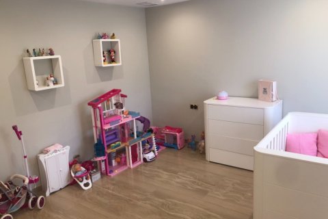 Duplex for sale Valencia, Spain 3 bedrooms, 485 sq.m. No. 133425 - photo 25