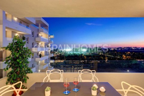 Lägenhet till salu Marbella, Malaga, Spanien 3 sovrum, 101 kvm. Nr. 48334 - foto 20