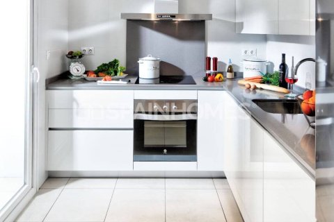 Huoneisto myytävänä Marbella, Malaga, Espanja, 3 makuuhuonetta, 101 m2 No. 48334 - kuva 18