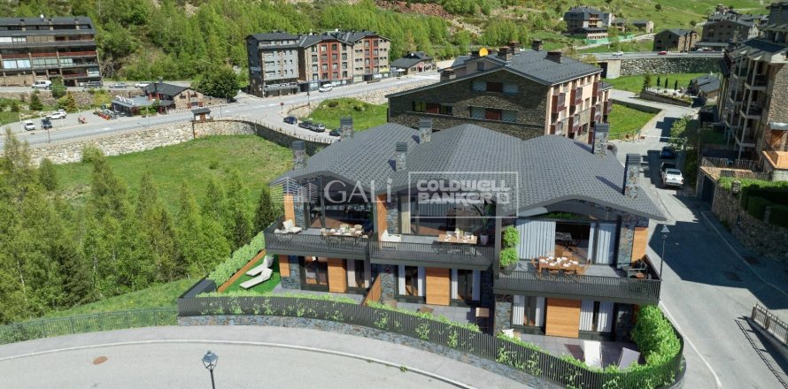 Сasa en Principado De Andorra (Ninguna Poblacion Tiene C.P.), Lérida, España 3 dormitorios, 289 m2 No. 158070
