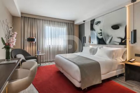 Hotel in Spain 15000 sq.m. No. 151948