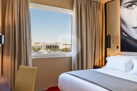 Продажа отеля в Испании 15000м2 №151948 - фото 4