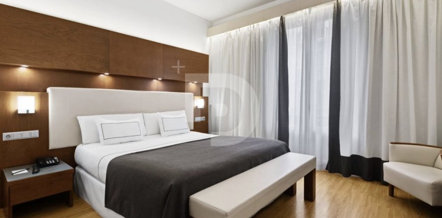 Отель в Испании 4957м2 №151941