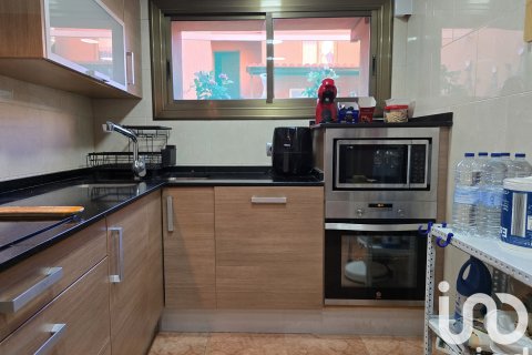 Willa w Tarragona, Hiszpania 5 sypialni, 180 mkw. nr 153058 – zdjęcie 16