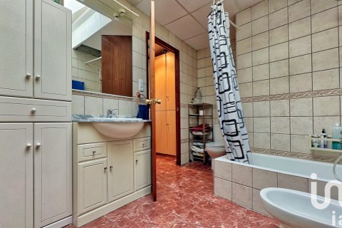 House for sale in Pego, Alicante, Spain 5 bedrooms, 248 sq.m. No. 153059 - photo 29