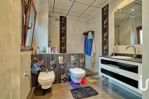 House for sale in Pego, Alicante, Spain 5 bedrooms, 248 sq.m. No. 153059 - photo 18