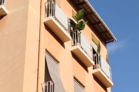 Takvåning till salu i Alicante, Spanien 2 sovrum, 77 kvm. Nr. 153057 - foto 3