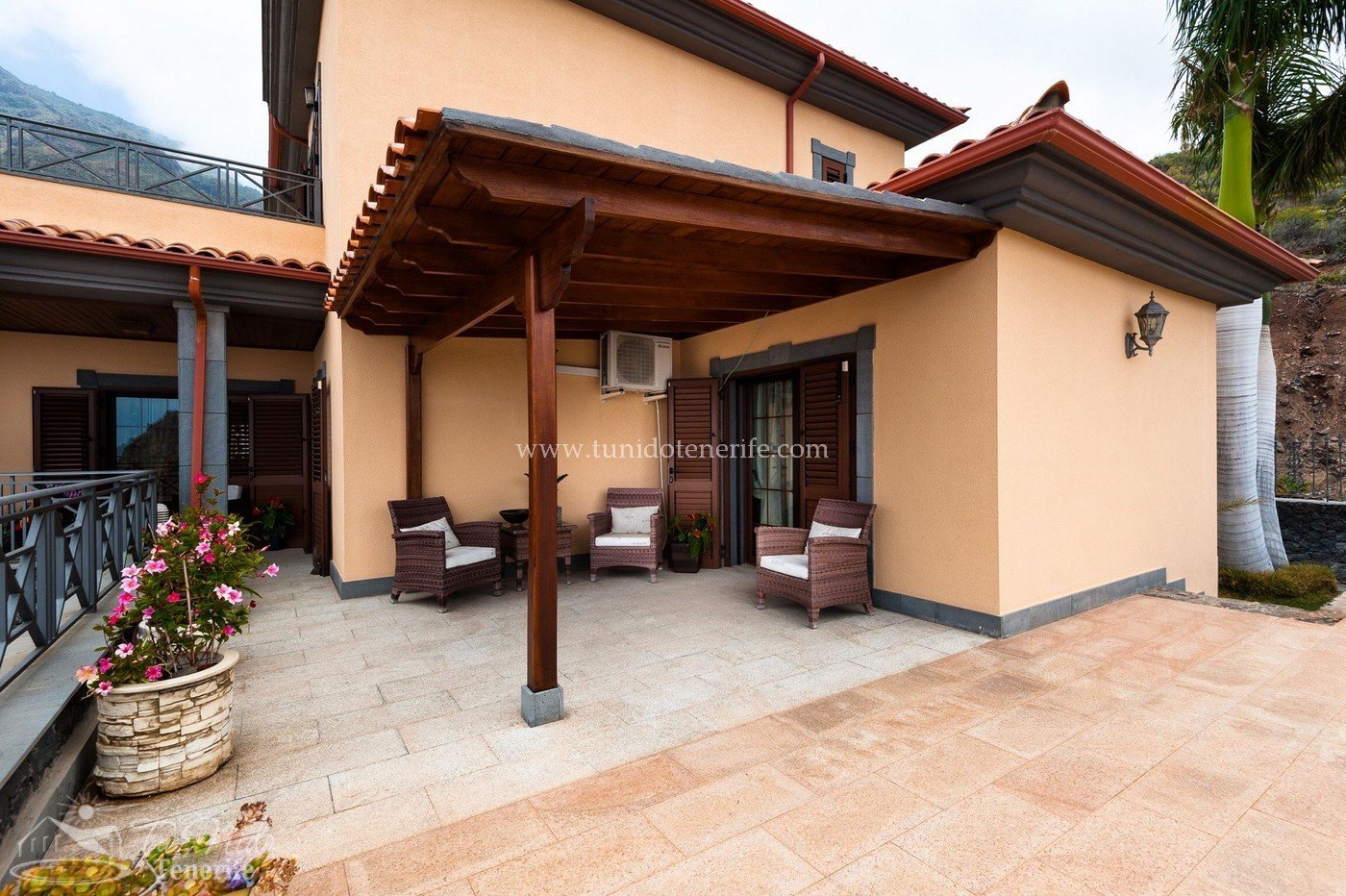 Villa en Torviscas, Tenerife, España 4 dormitorios, 1070 m2 No. 64414