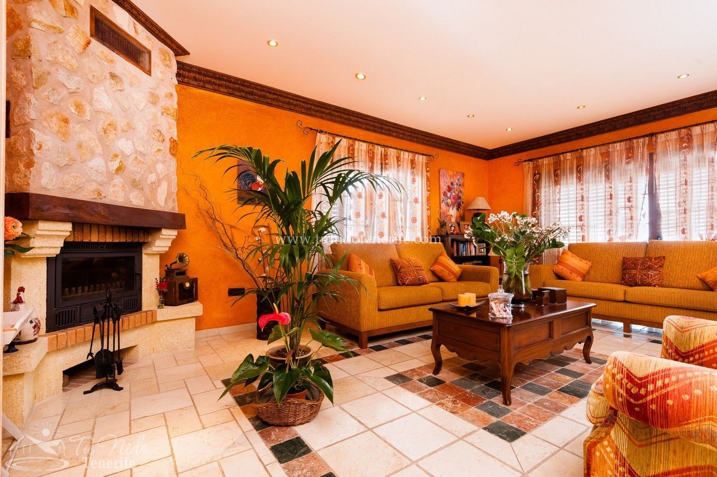 Villa en Torviscas, Tenerife, España 4 dormitorios, 1070 m2 No. 64414