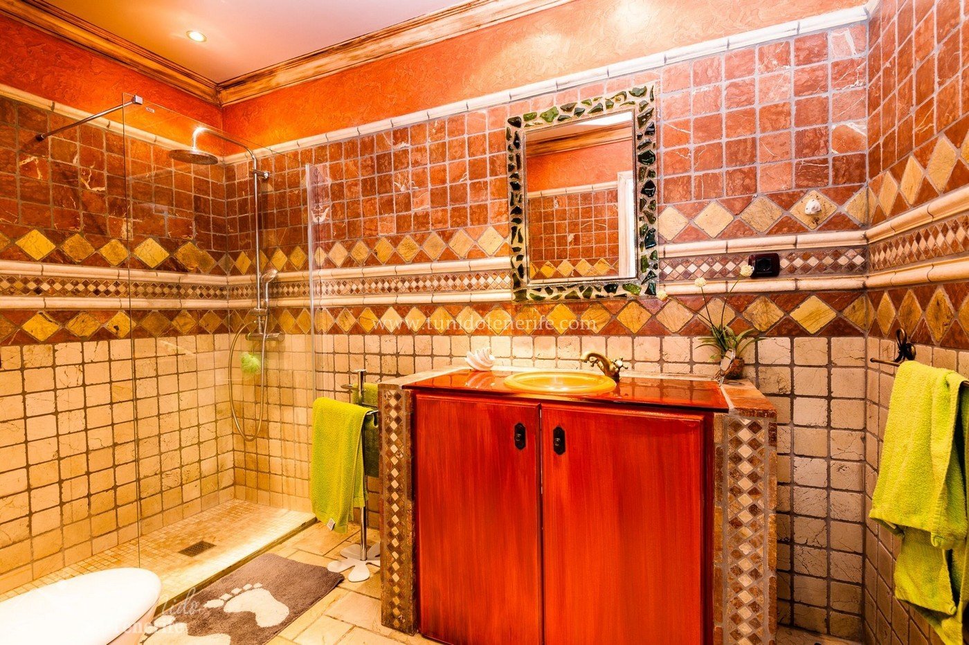 Villa en Torviscas, Tenerife, España 4 dormitorios, 1070 m2 No. 64414