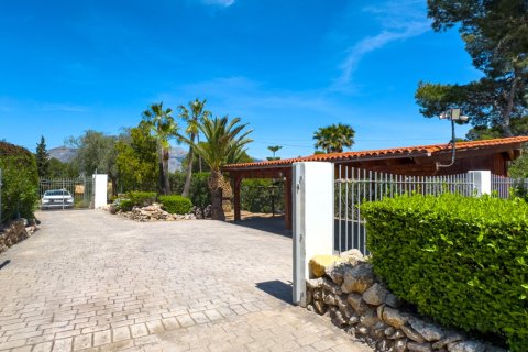 Villa for sale in Albir, Alicante, Spain 5 bedrooms, 380 sq.m. No. 181068 - photo 14