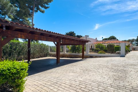 Villa for sale in Albir, Alicante, Spain 5 bedrooms, 380 sq.m. No. 181068 - photo 12
