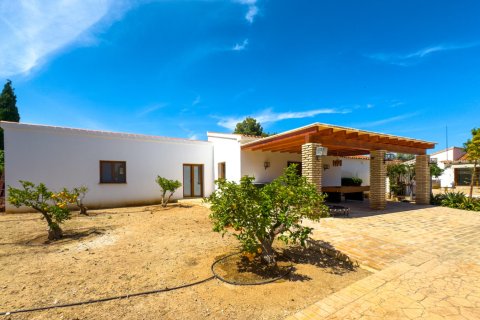 Villa for sale in Albir, Alicante, Spain 5 bedrooms, 380 sq.m. No. 181068 - photo 24