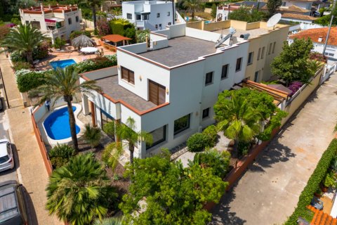 Villa en venta en Albir, Alicante, España 4 dormitorios, 305 m2 No. 181063 - foto 4