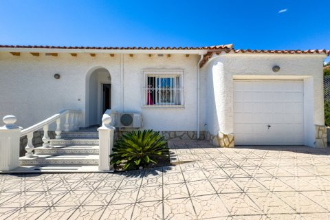 Villa for sale in La Nucia, Alicante, Spain 3 bedrooms, 140 sq.m. No. 181067 - photo 14