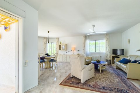 Villa for sale in La Nucia, Alicante, Spain 3 bedrooms, 140 sq.m. No. 181067 - photo 26