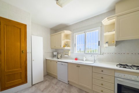 Villa for sale in La Nucia, Alicante, Spain 3 bedrooms, 140 sq.m. No. 181067 - photo 27
