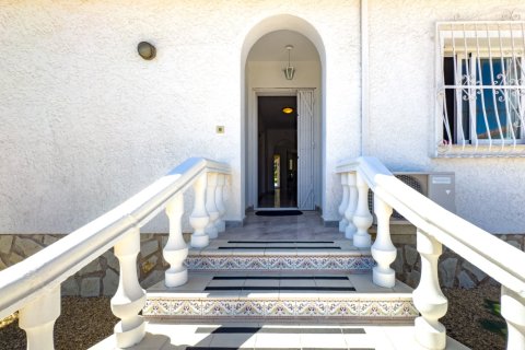 Villa for sale in La Nucia, Alicante, Spain 3 bedrooms, 140 sq.m. No. 181067 - photo 17