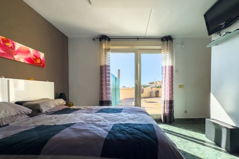 Villa till salu i El Campello, Alicante, Spanien 3 sovrum, 256 kvm. Nr. 181066 - foto 26