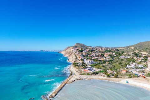 Villa till salu i El Campello, Alicante, Spanien 3 sovrum, 256 kvm. Nr. 181066 - foto 8