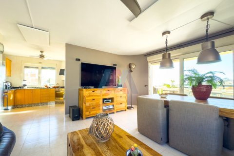 Villa for sale in El Campello, Alicante, Spain 3 bedrooms, 256 sq.m. No. 181066 - photo 24
