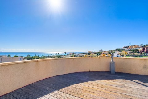 Villa till salu i El Campello, Alicante, Spanien 3 sovrum, 256 kvm. Nr. 181066 - foto 29