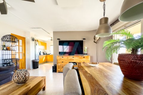 Villa for sale in El Campello, Alicante, Spain 3 bedrooms, 256 sq.m. No. 181066 - photo 28