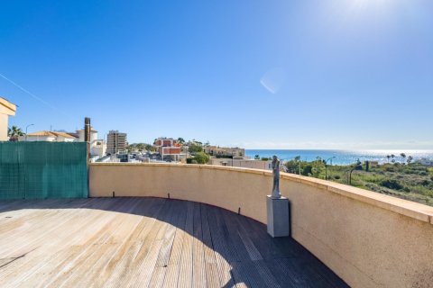 Villa till salu i El Campello, Alicante, Spanien 3 sovrum, 256 kvm. Nr. 181066 - foto 30