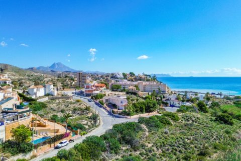 Villa till salu i El Campello, Alicante, Spanien 3 sovrum, 256 kvm. Nr. 181066 - foto 4