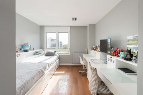 Apartamento en venta en Barcelona, España 5 dormitorios, 260 m2 No. 154591 - foto 25