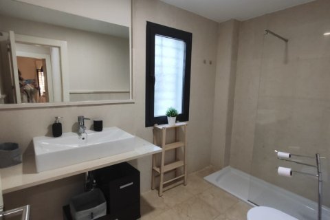Apartamento en alquiler en Málaga, España 2 dormitorios, 120 m2 No. 154613 - foto 14
